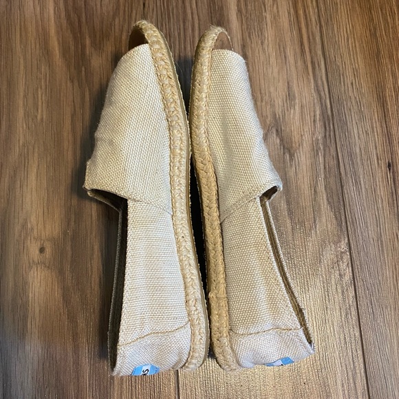 Toms Alpagrata Open Toe Espadrilles Flat Canvas White Sz 8 Twine Sole - Picture 3 of 9